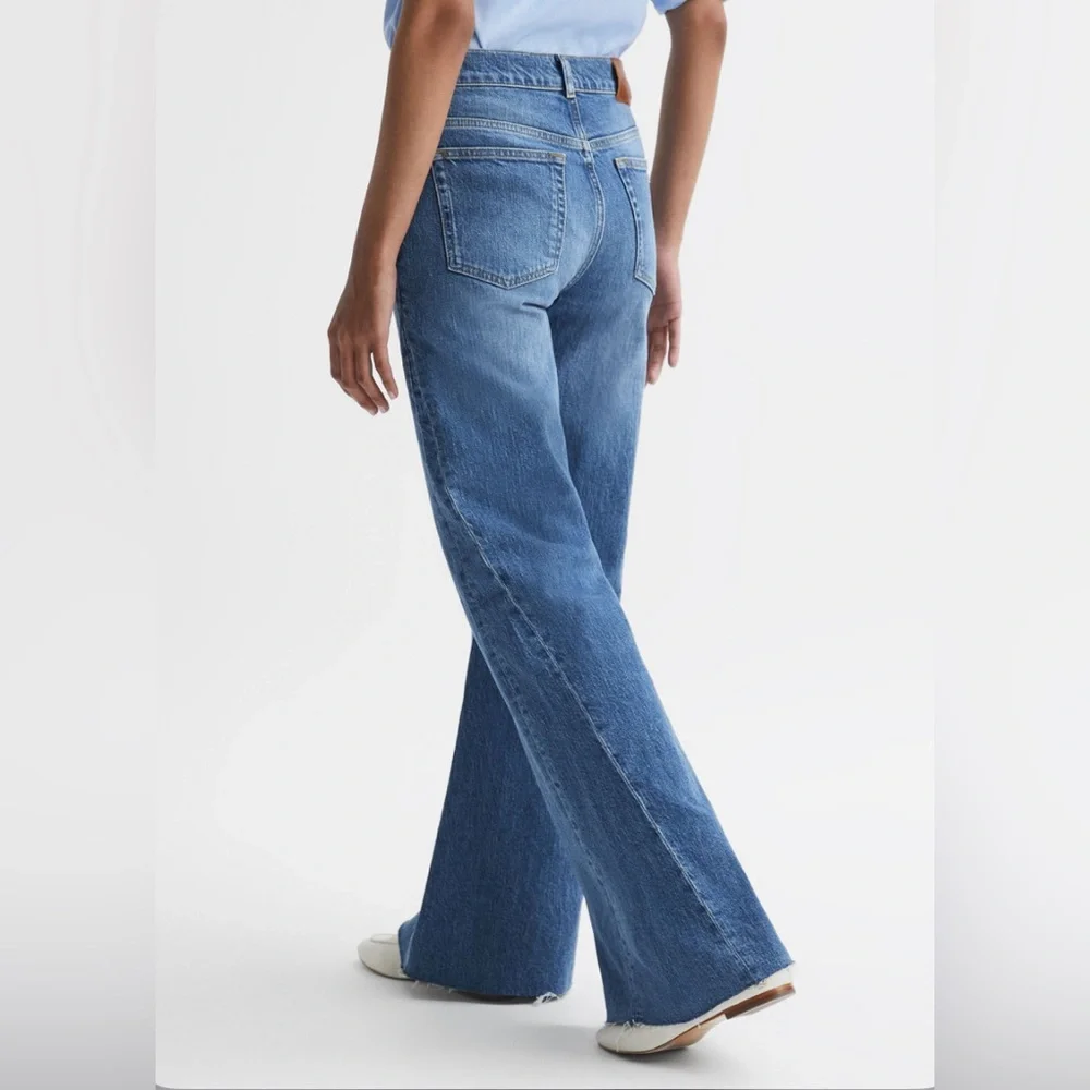 REISS CALLA MID RISE WIDE LEG JEANS - Picture 3 of 10